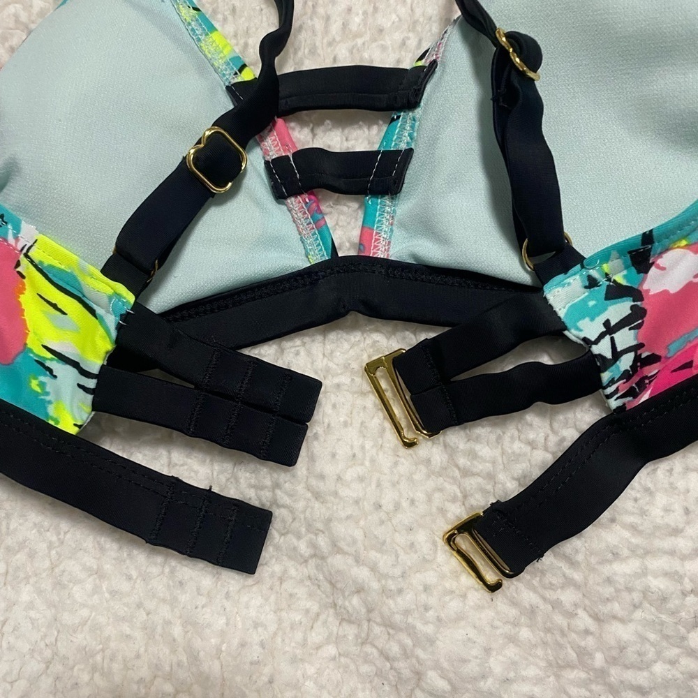 Xhilaration Multi-Color Bikini Top - Picture 4 of 6